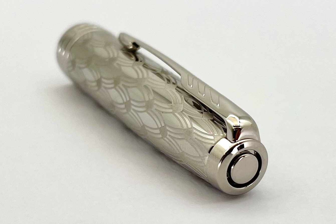 ParkerSonnetPremiumMetalRedCTFountainPen_J